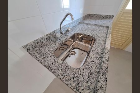 Apartamento à venda com 66m², 2 quartos e 1 vagaCozinha