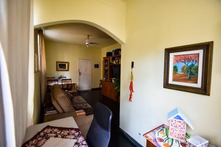 Apartamento à venda com 80m², 2 quartos e 1 vagaSala