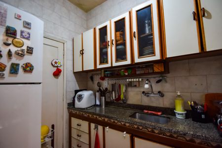 Apartamento à venda com 80m², 2 quartos e 1 vagaCozinha