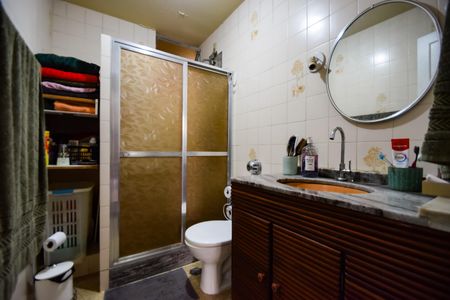 Apartamento à venda com 80m², 2 quartos e 1 vagaBanheiro