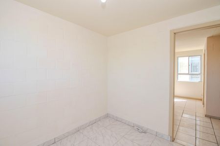 Quarto 2 de apartamento para alugar com 2 quartos, 43m² em Rubem Berta, Porto Alegre