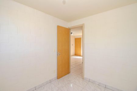 Quarto 1 de apartamento para alugar com 2 quartos, 43m² em Rubem Berta, Porto Alegre