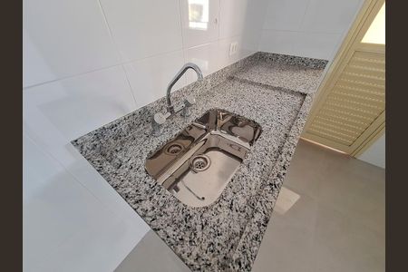 Apartamento à venda com 66m², 2 quartos e 1 vaga Apartamento à venda com 66m², 2 quartos e 1 vagaCozinha