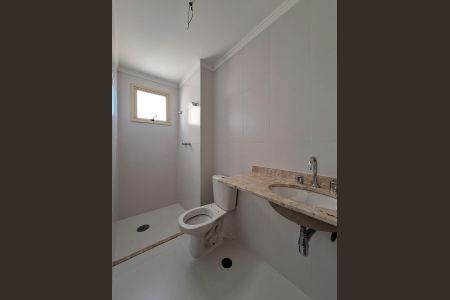 Apartamento à venda com 66m², 2 quartos e 1 vaga Apartamento à venda com 66m², 2 quartos e 1 vagaBanheiro da Suíte 1