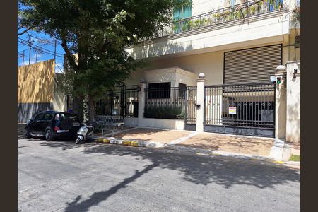 Apartamento à venda com 64m², 2 quartos e 1 vaga Apartamento à venda com 64m², 2 quartos e 1 vagaFachada