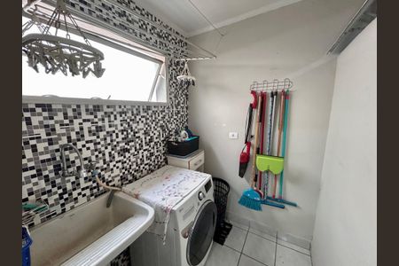 Apartamento à venda com 66m², 2 quartos e 1 vagaÁrea de Serviço