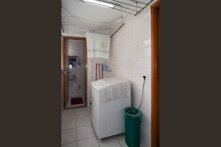 Apartamento à venda com 79m², 2 quartos e 1 vagaÁrea de Serviço