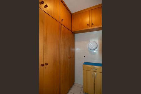 Apartamento à venda com 79m², 2 quartos e 1 vagaQuarto de Serviço