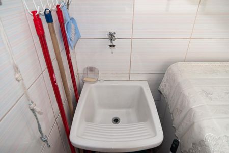 Apartamento à venda com 79m², 2 quartos e 1 vagaÁrea de Serviço