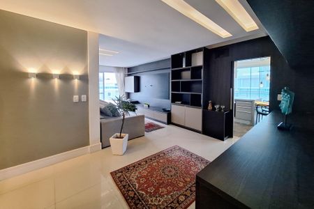 Sala de apartamento para alugar com 4 quartos, 260m² em Camboinhas, Niterói