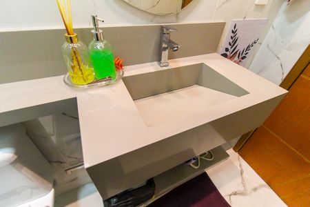 Casa à venda com 360m², 1 quarto e 5 vagasBanheiro 2