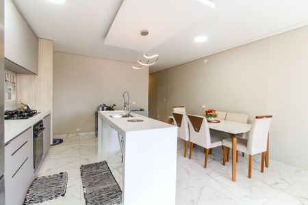 Casa à venda com 360m², 1 quarto e 5 vagasSala/Cozinha