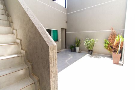 Casa à venda com 360m², 1 quarto e 5 vagasQuintal
