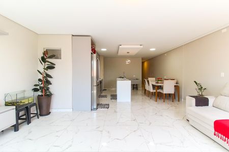 Casa à venda com 360m², 1 quarto e 5 vagasSala/Cozinha