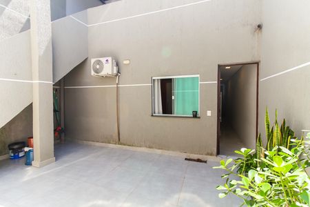 Casa à venda com 360m², 1 quarto e 5 vagasQuintal