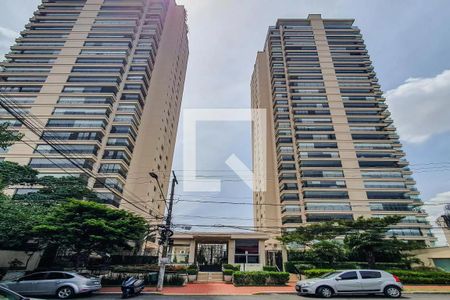 Apartamento à venda com 213m², 3 quartos e 3 vagasFachada