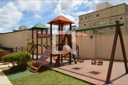 Apartamento à venda com 213m², 3 quartos e 3 vagasÁrea comum - Playground