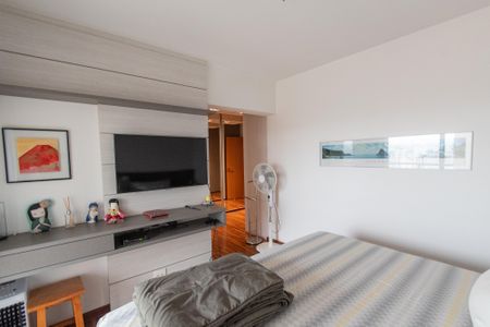 Apartamento à venda com 213m², 3 quartos e 3 vagasSuíte 3