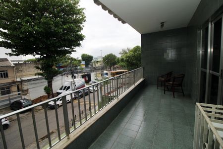 Casa à venda com 190m², 4 quartos e 1 vagaVaranda