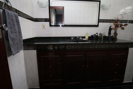 Casa à venda com 190m², 4 quartos e 1 vagaBanheiro da Suíte 4