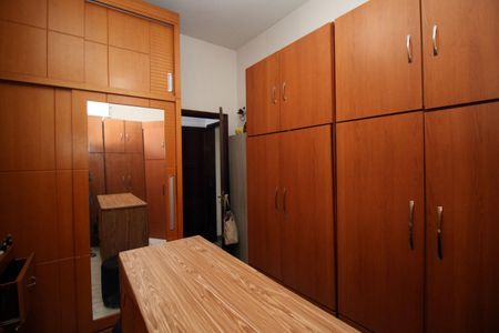 Casa à venda com 190m², 4 quartos e 1 vagaQuarto 1