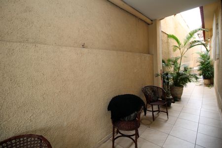 Casa à venda com 190m², 4 quartos e 1 vagaÁrea comum -  Corredor lateral