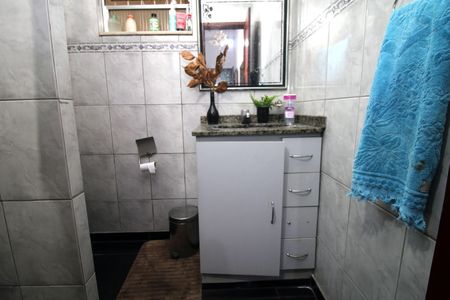 Casa à venda com 190m², 4 quartos e 1 vagaBanheiro Social