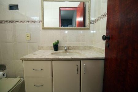 Casa à venda com 190m², 4 quartos e 1 vagaBanheiro da Suíte 3