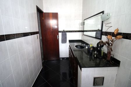 Casa à venda com 190m², 4 quartos e 1 vagaBanheiro da Suíte 4