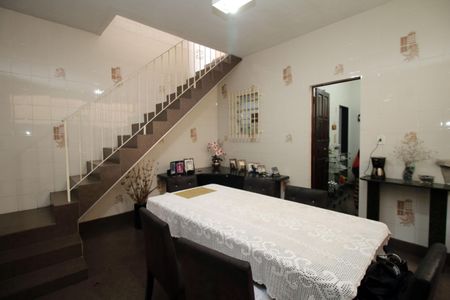 Casa à venda com 190m², 4 quartos e 1 vagaCopa