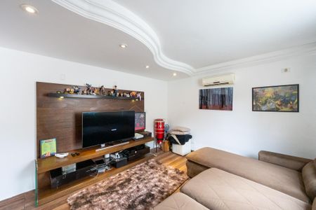 Casa para alugar com 460m², 5 quartos e 2 vagasSala