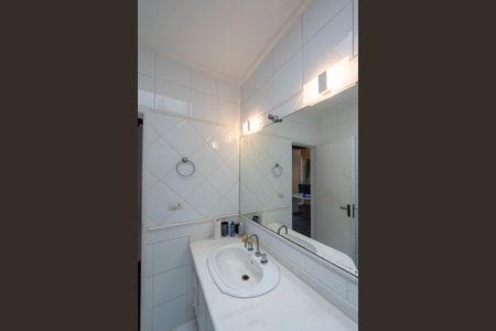 Casa para alugar com 460m², 5 quartos e 2 vagasBanheiro da Suíte 2