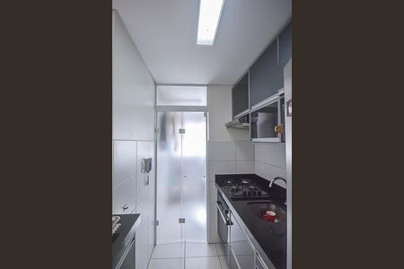 Apartamento à venda com 57m², 2 quartos e 1 vaga Apartamento à venda com 57m², 2 quartos e 1 vagaCozinha