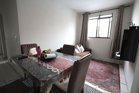 Sala de apartamento para alugar com 2 quartos, 48m² em Parque Erasmo Assunção, Santo André