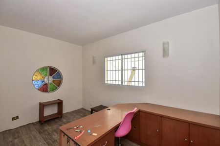 Casa para alugar com 302m², 4 quartos e 3 vagasEscritório