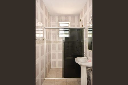 Casa para alugar com 302m², 4 quartos e 3 vagasBanheiro 1