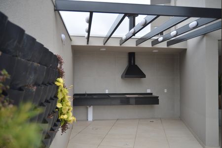 Apartamento para alugar com 48m², 2 quartos e 1 vagaÁrea comum - Churrasqueira