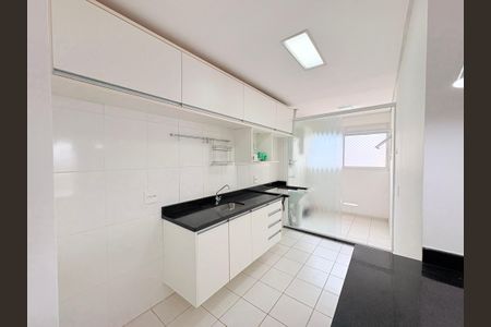 Apartamento à venda com 90m², 3 quartos e 2 vagasCozinha