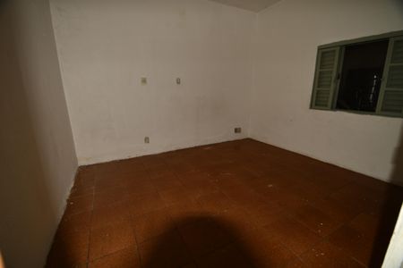 Casa à venda com 74m², 2 quartos e 2 vagasSuíte