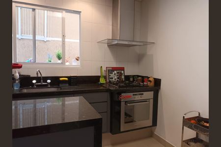 Casa à venda com 270m², 3 quartos e 2 vagasFoto 12