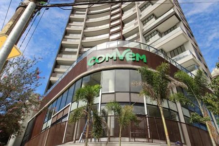 Apartamento à venda com 34m², 1 quarto e 1 vagaFachada