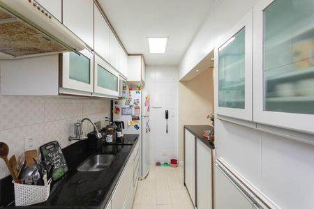 Apartamento à venda com 62m², 2 quartos e 1 vagaCozinha