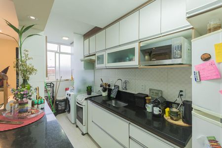 Apartamento à venda com 62m², 2 quartos e 1 vagaCozinha