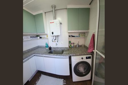 Apartamento à venda com 104m², 2 quartos e 2 vagasLavanderia