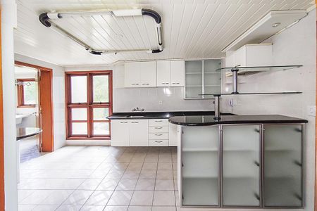 Apartamento para alugar com 66m², 4 quartos e sem vaga Apartamento para alugar com 66m², 4 quartos e sem vagaCozinha