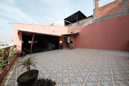 Casa para alugar com 250m², 1 quarto e sem vagaVaranda