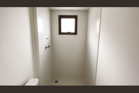Apartamento à venda com 255m², 3 quartos e 2 vagasBanheiro da Suíte 1