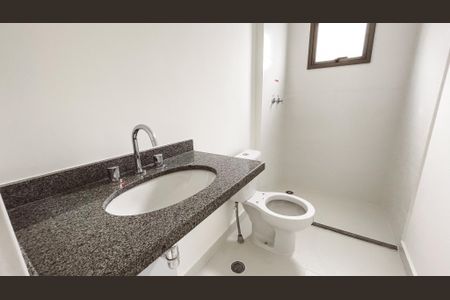 Apartamento à venda com 255m², 3 quartos e 2 vagasBanheiro da Suíte 1