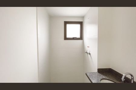Apartamento à venda com 255m², 3 quartos e 2 vagasBanheiro da Suíte 2