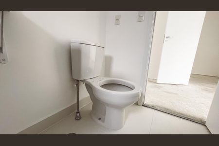 Apartamento à venda com 255m², 3 quartos e 2 vagasBanheiro da Suíte 2